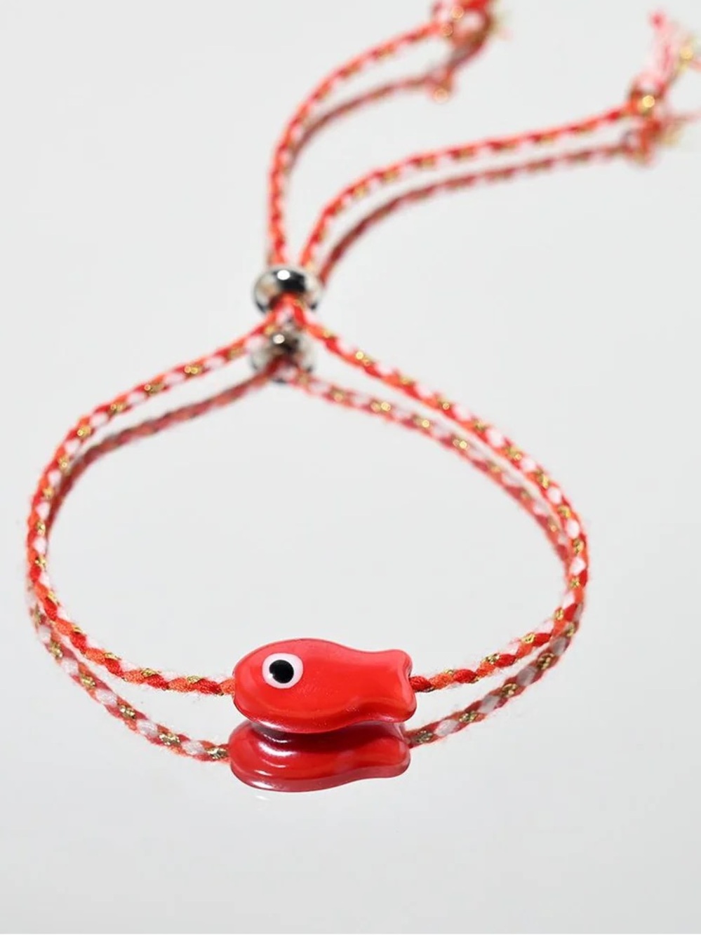 Red Fish Cord Bracelet Q1302
